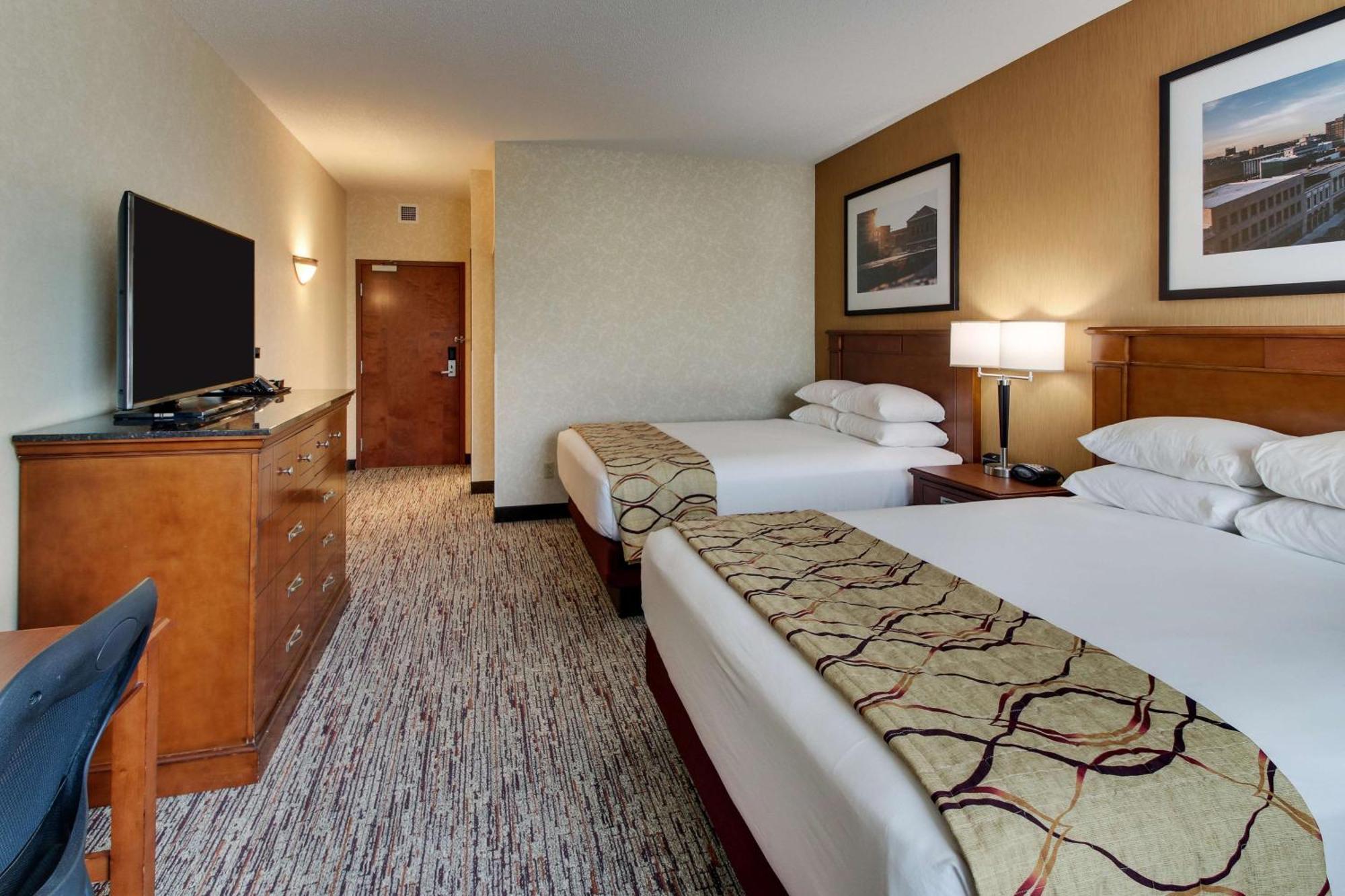 Drury Inn & Suites Meridian Kültér fotó