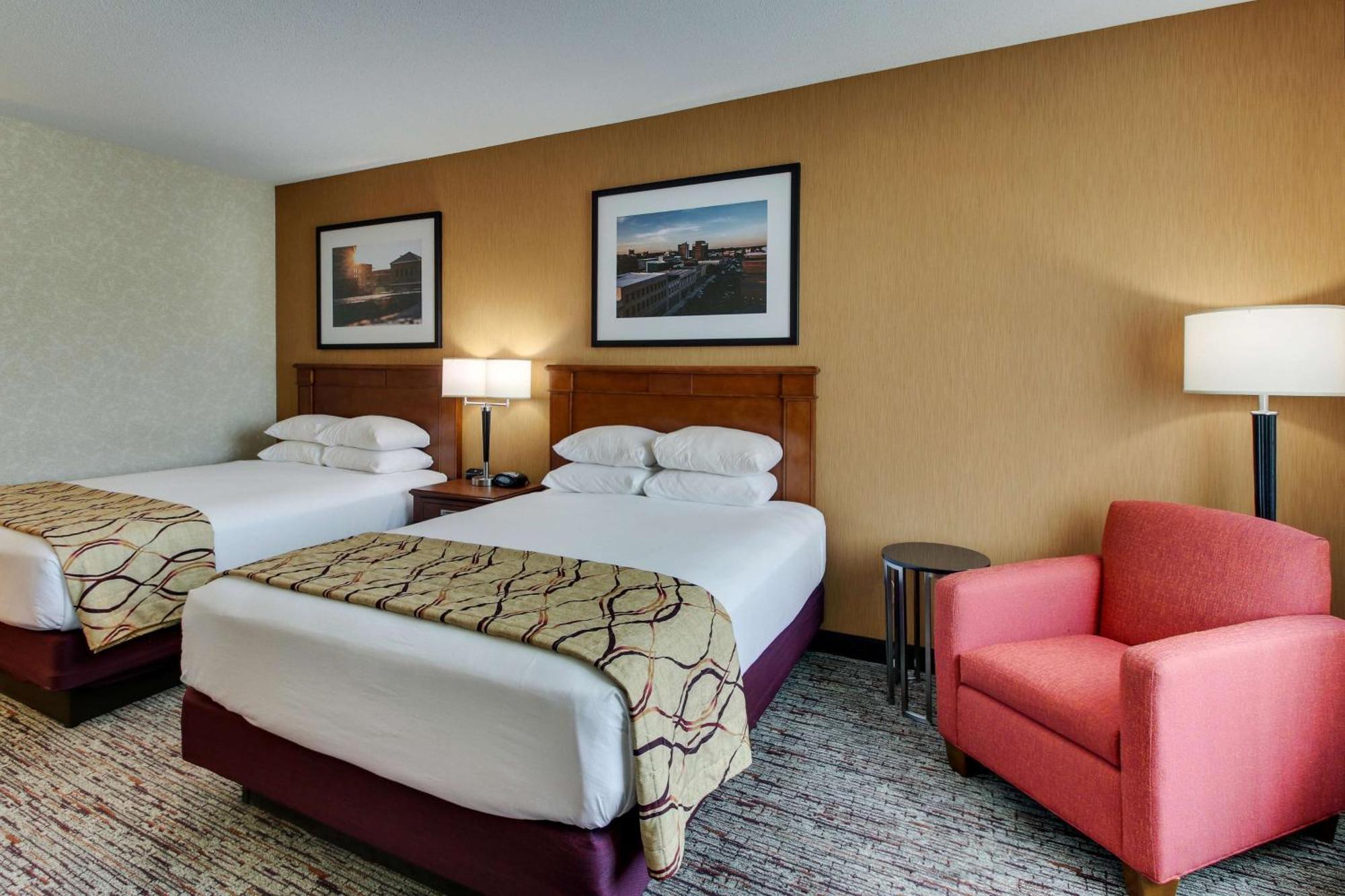 Drury Inn & Suites Meridian Kültér fotó