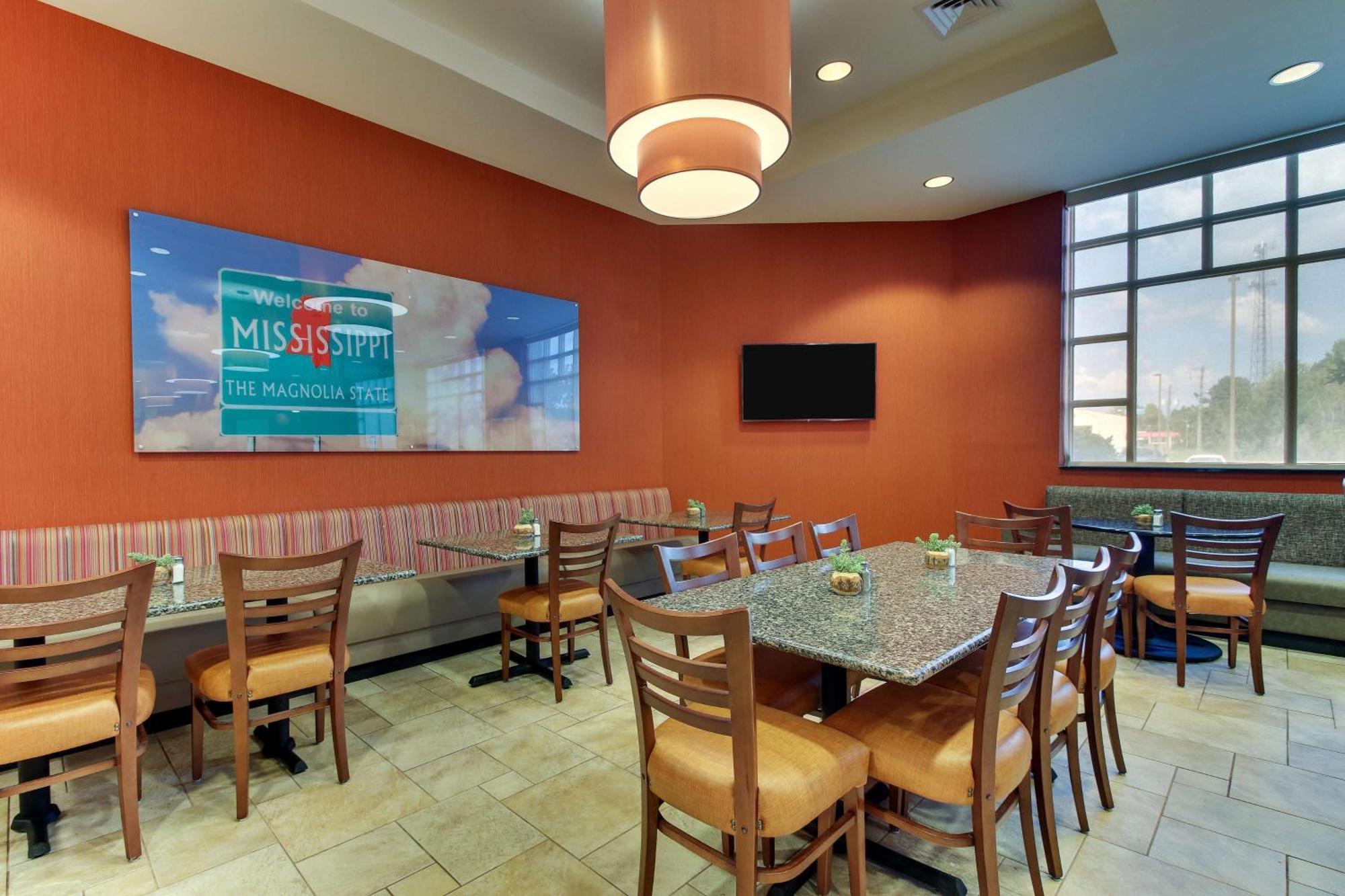 Drury Inn & Suites Meridian Kültér fotó