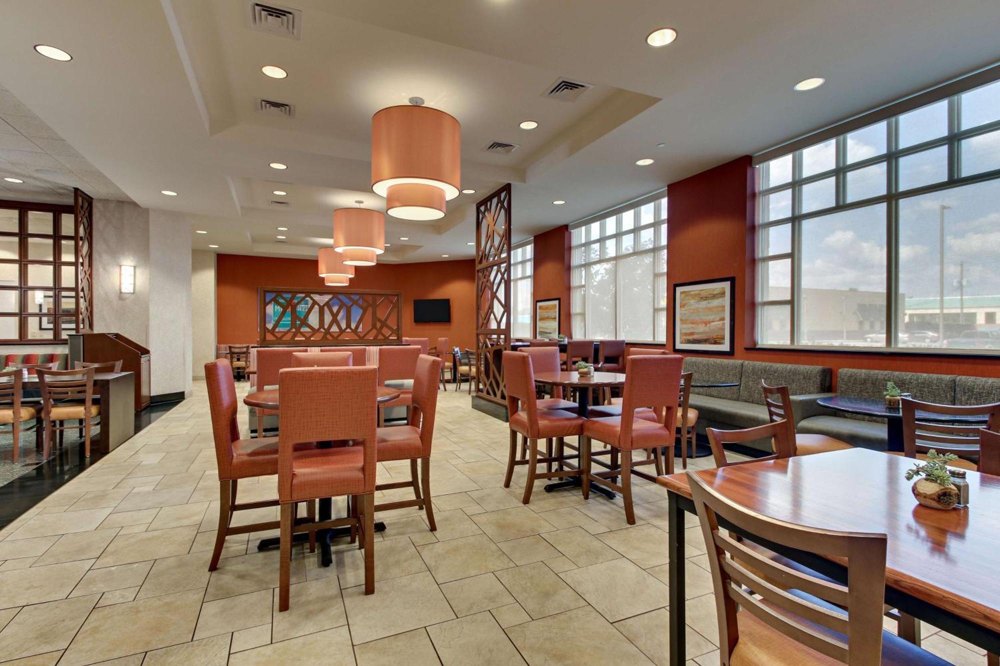 Drury Inn & Suites Meridian Kültér fotó